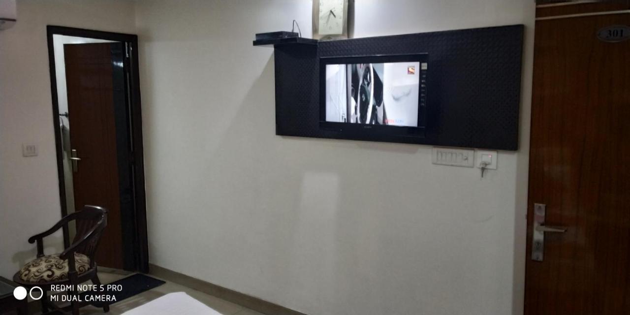 Adb Rooms Udhav Palace Nové Dillí Exteriér fotografie