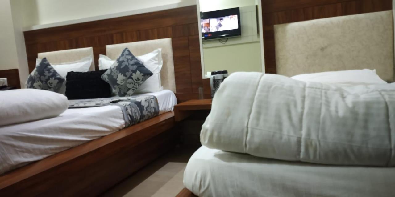 Adb Rooms Udhav Palace Nové Dillí Exteriér fotografie