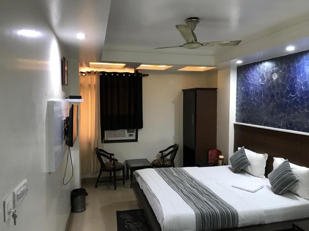 Adb Rooms Udhav Palace Nové Dillí Exteriér fotografie